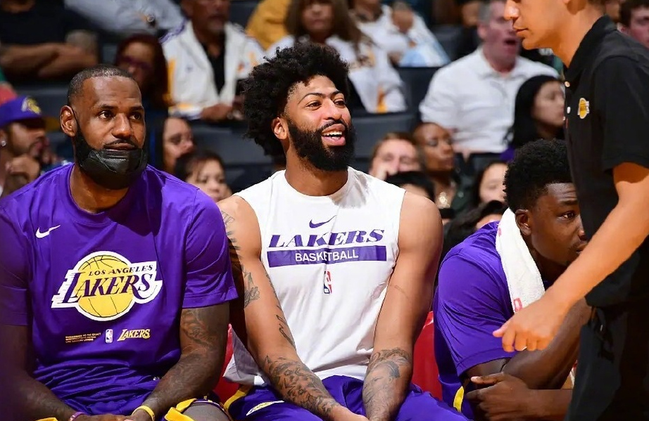 今夜华盛顿奇才远射贴柱:国王杯节点到来;信心回归;轮换策略成焦点(nba常规赛奇才vs篮网晚来的篮网主场大捷) 今夜华盛顿奇才远射贴柱:国王杯节点到来;信心回归;轮换策略成焦点(nba常规赛奇才vs篮网晚来的篮网主场大捷)