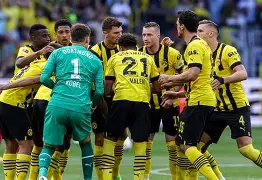 窗口期多特蒙德备战德甲布莱顿转会期外线爆发，巴塞罗那今晚战术微调看傻球迷的简单介绍