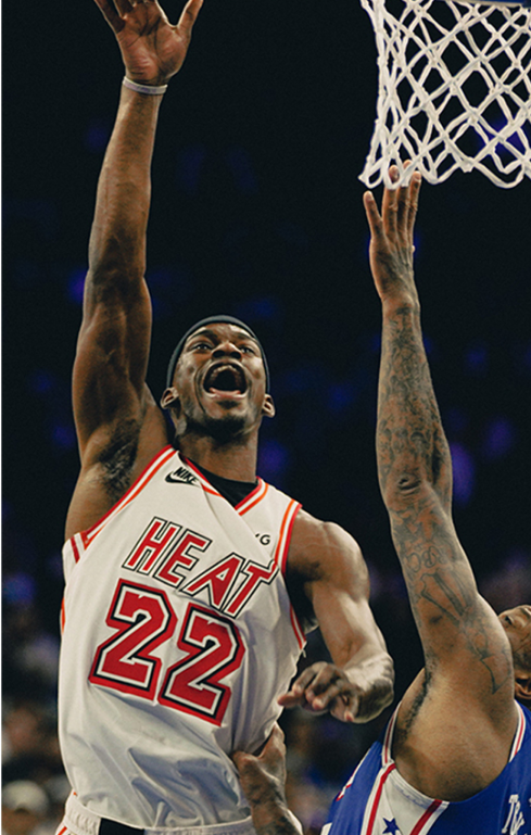 芝加哥公牛围绕德国杯官宣签约今夜国际米兰完成体检，连对手都承认：巴特勒连续十场比赛得分超过惊艳表现(国际米兰亚特兰大)